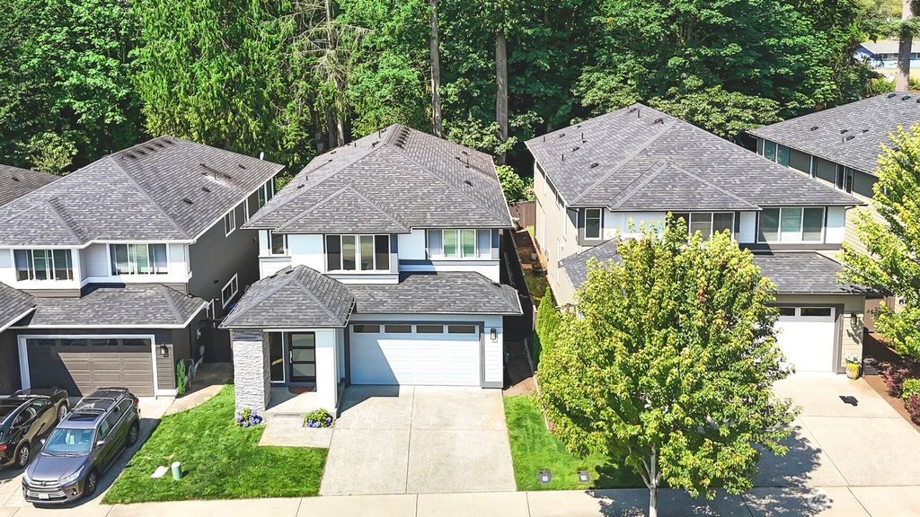 Photo of 2118 100th Drive SE, Lake Stevens, WA 98258 (MLS # 2410952)
