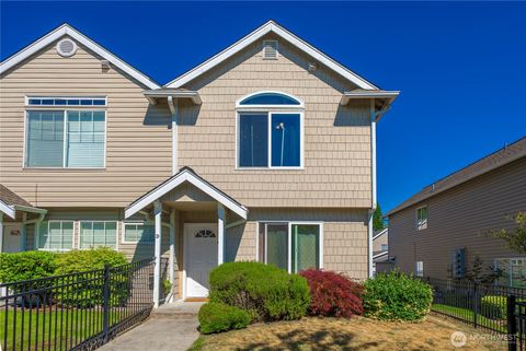 5129 Green Hills Avenue NE D Tacoma WA 98422