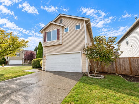 Photo of 18438 95th Avenue E, Puyallup, WA 98375 (MLS # 2597613)
