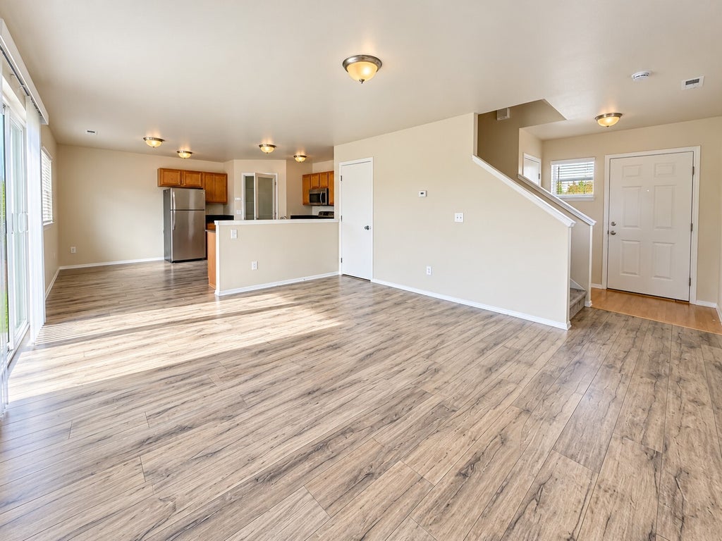Photo of 18438 95th Avenue E, Puyallup, WA 98375 (MLS # 2597613)