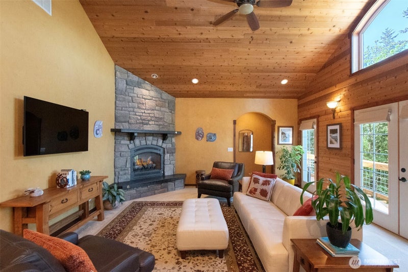114 Howard Heights Road