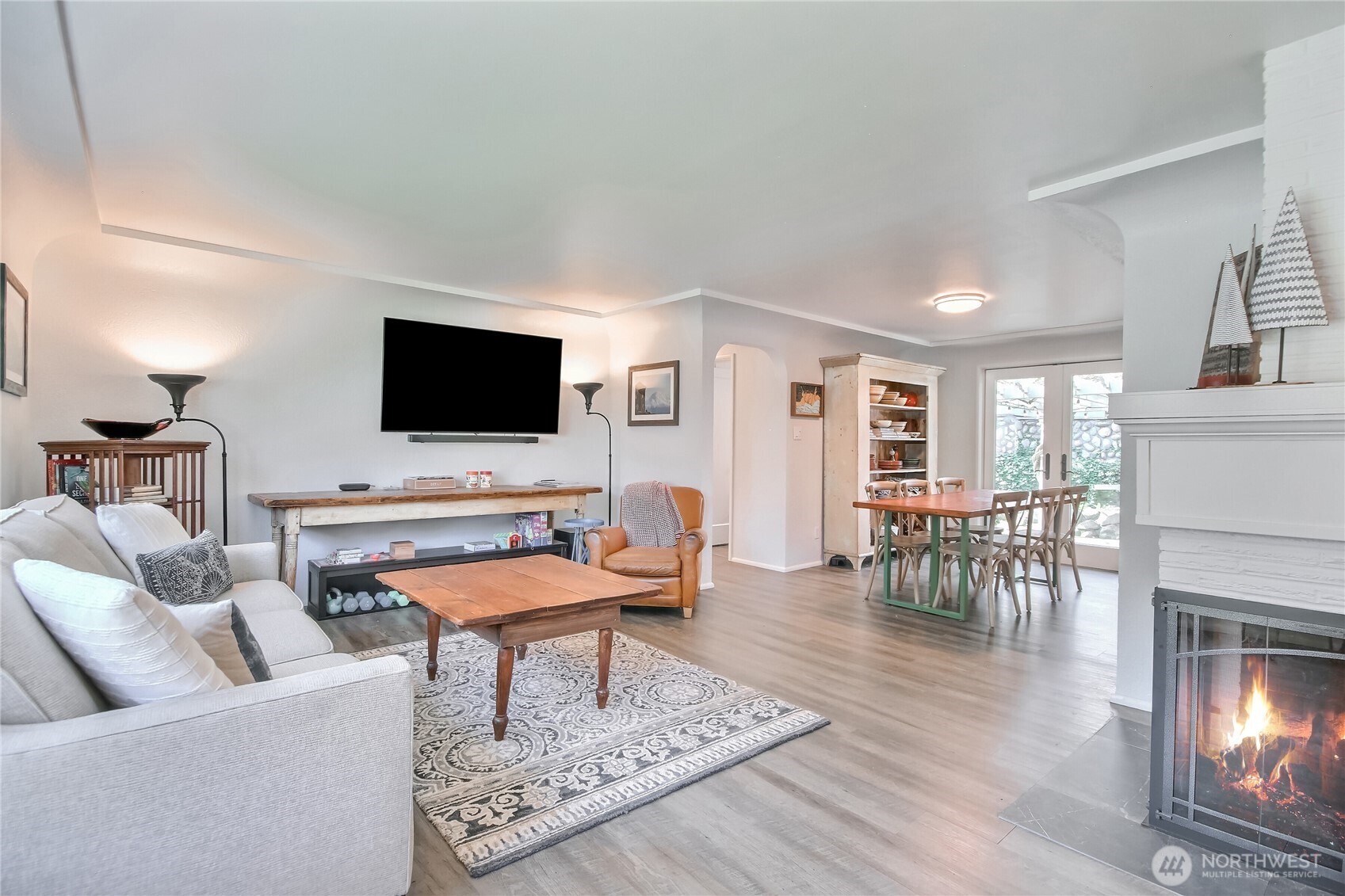 Fircrest, Washington 98466, United States, 3 Bedrooms Bedrooms, ,3 BathroomsBathrooms,Residential,Pending,104423