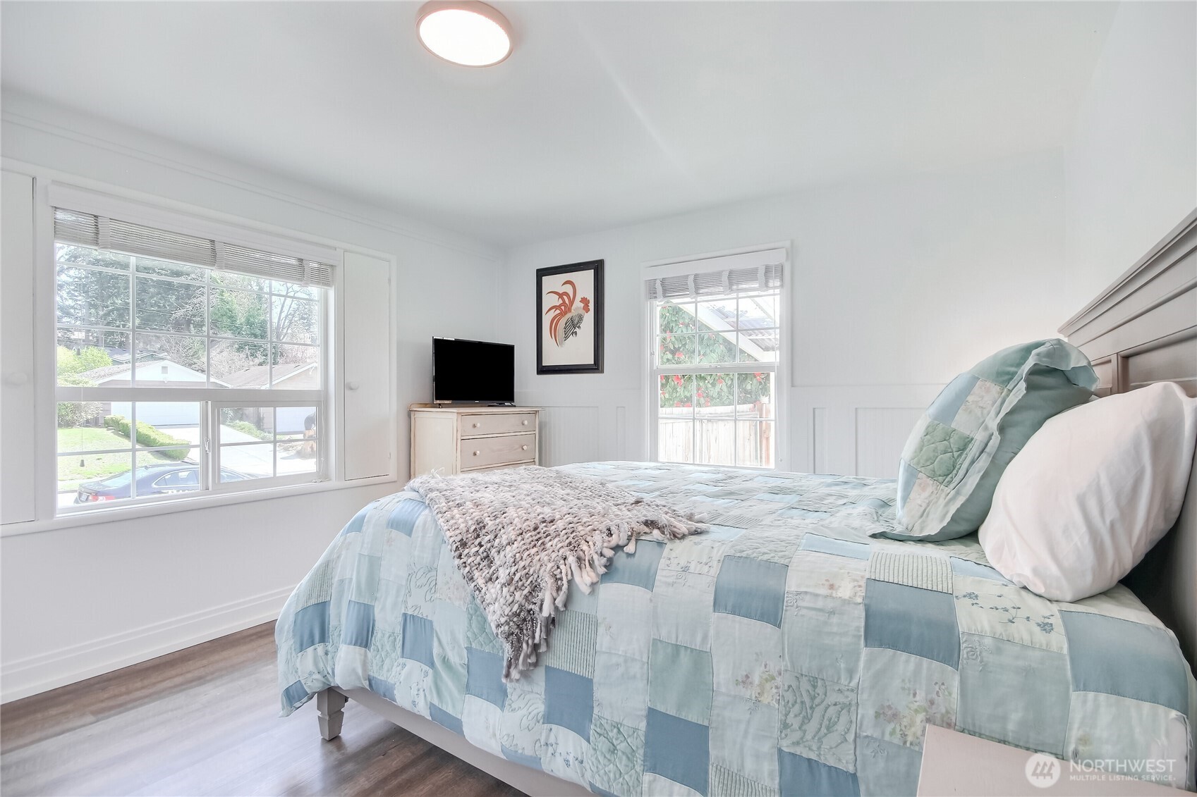 Fircrest, Washington 98466, United States, 3 Bedrooms Bedrooms, ,3 BathroomsBathrooms,Residential,Pending,104423