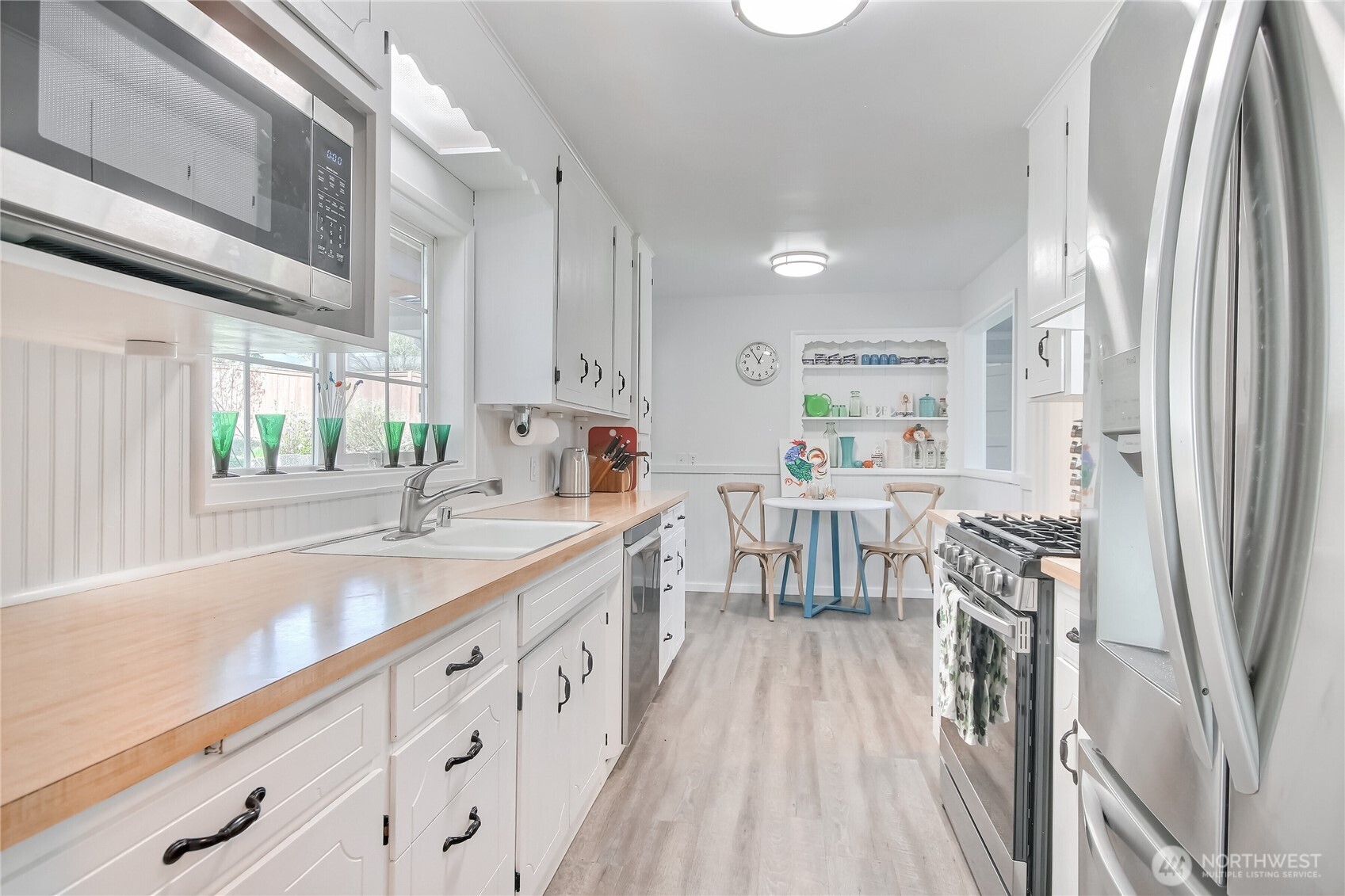 Fircrest, Washington 98466, United States, 3 Bedrooms Bedrooms, ,3 BathroomsBathrooms,Residential,Pending,104423