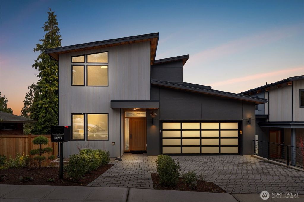 Photo of 6038 50th Avenue NE, Seattle, WA 98115 (MLS # 2498480)