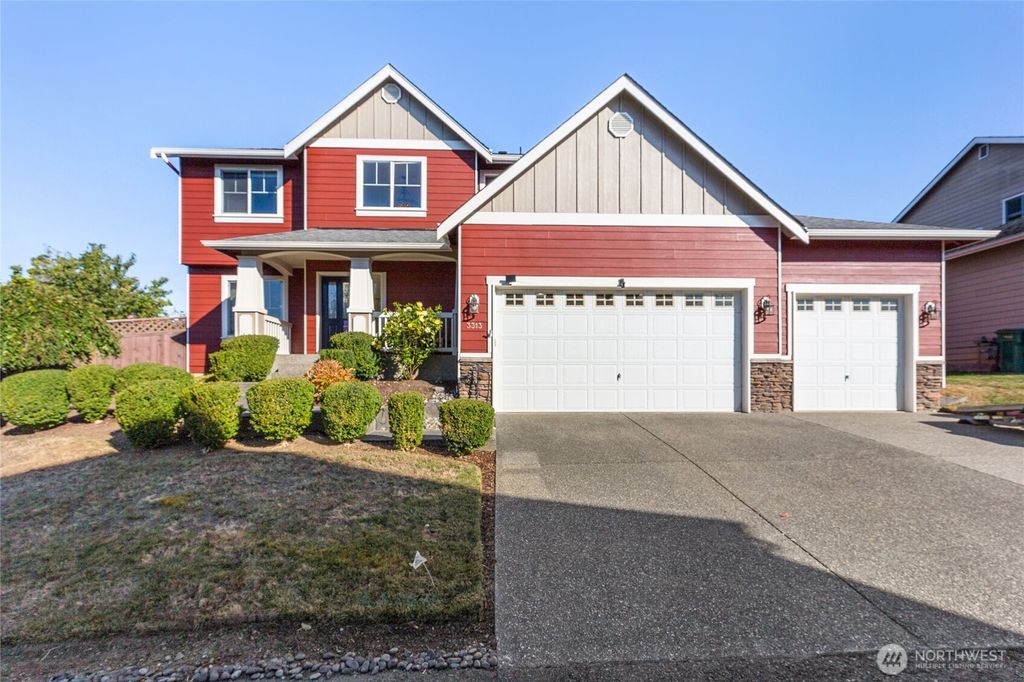 Photo of 3313 71st Avenue NE, Marysville, WA 98270 (MLS # 2423539)