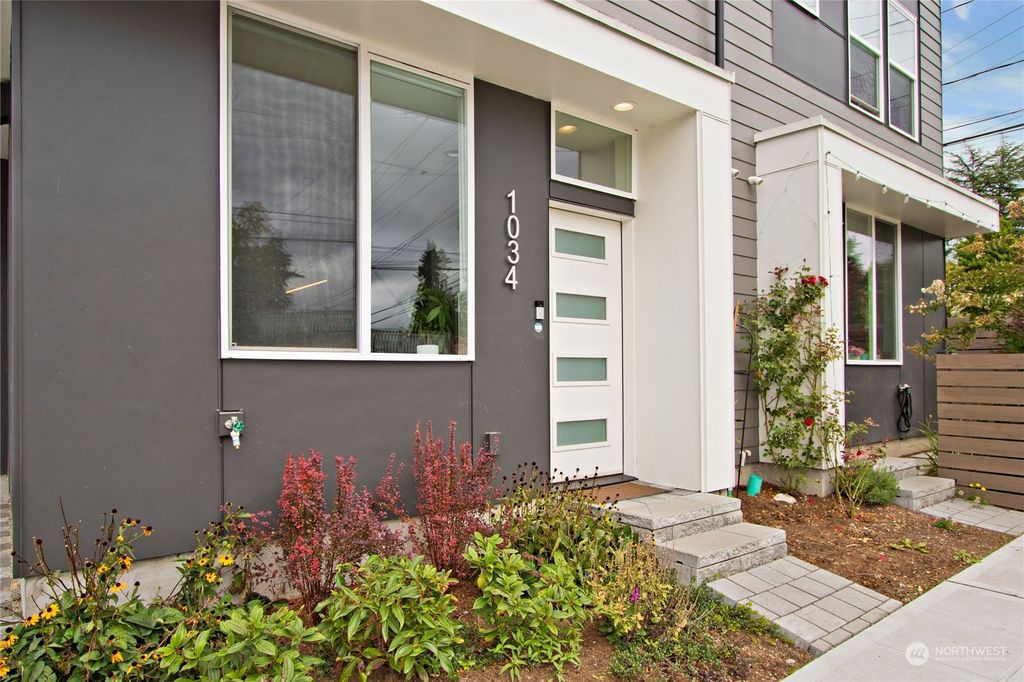 Photo of 1034 NE 72nd Street, Seattle, WA 98115 (MLS # 2291896)