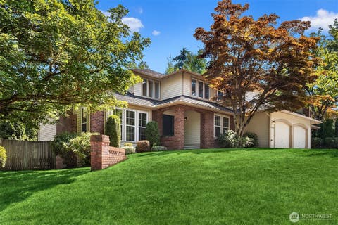 Photo of 4718 191st Place NE, Sammamish, WA 98074 (MLS # 2565318)