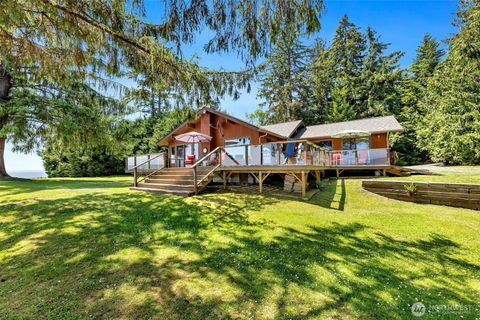 Photo of 556 State Route 401, Naselle, WA 98638 (MLS # 2388887)