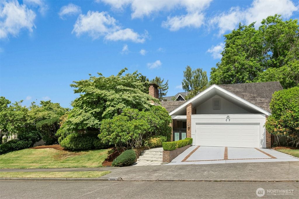 Photo of 6016 NE Keswick Drive, Seattle, WA 98105 (MLS # 2544318)