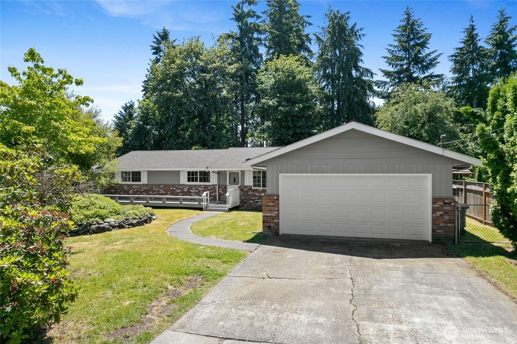 Photo of 7310 99th Street E, Puyallup, WA 98373 (MLS # 2563329)