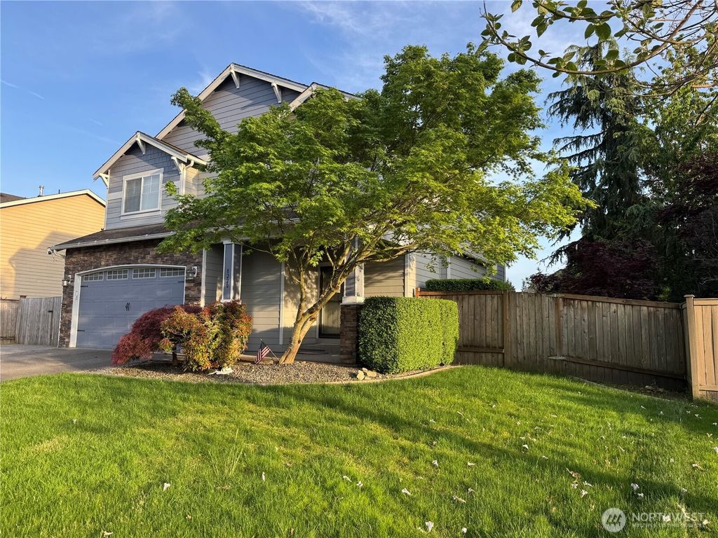 Photo of 89220 228th Street Ct E, Graham, WA 98338 (MLS # 2521337)
