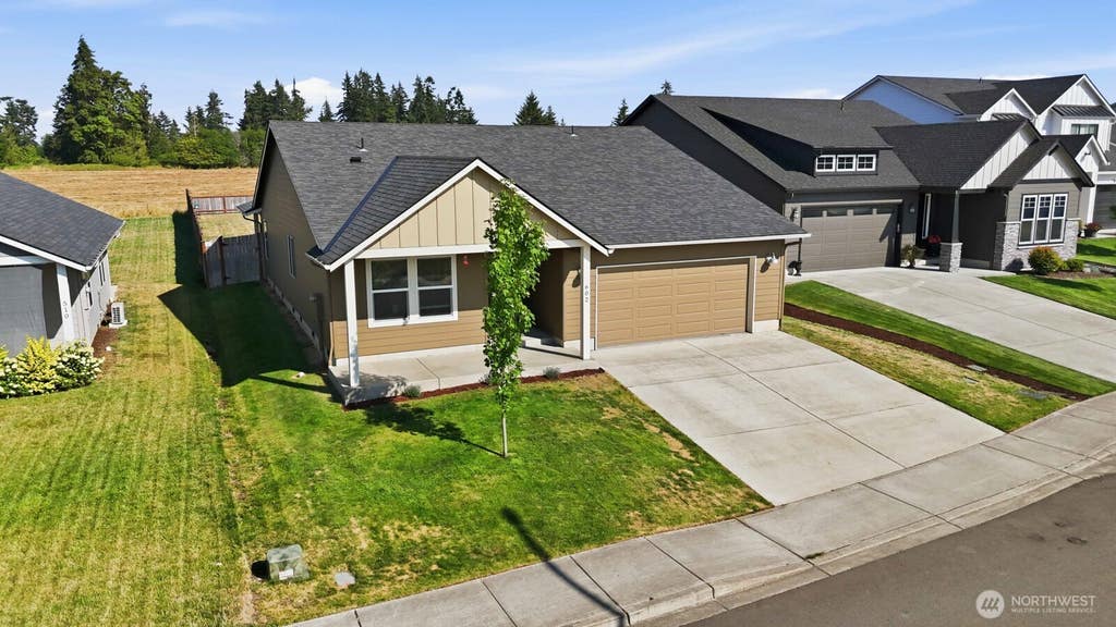 Photo of 602 Cardinal Avenue, Winlock, WA 98596 (MLS # 2558546)