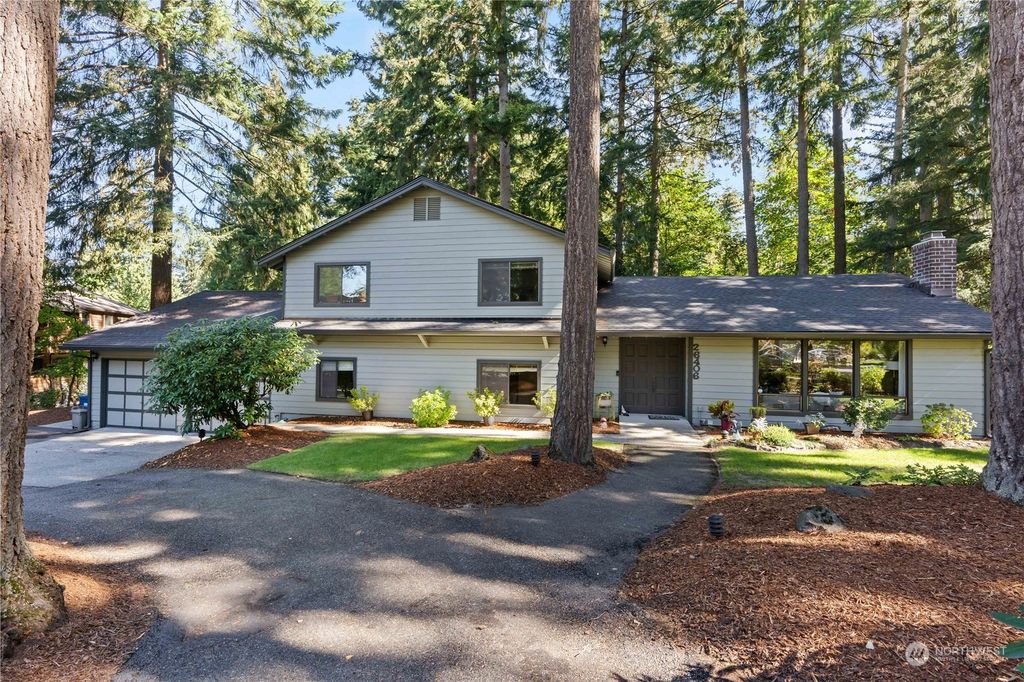 Photo of 26406 99th Place S, Kent, WA 98030 (MLS # 2295400)