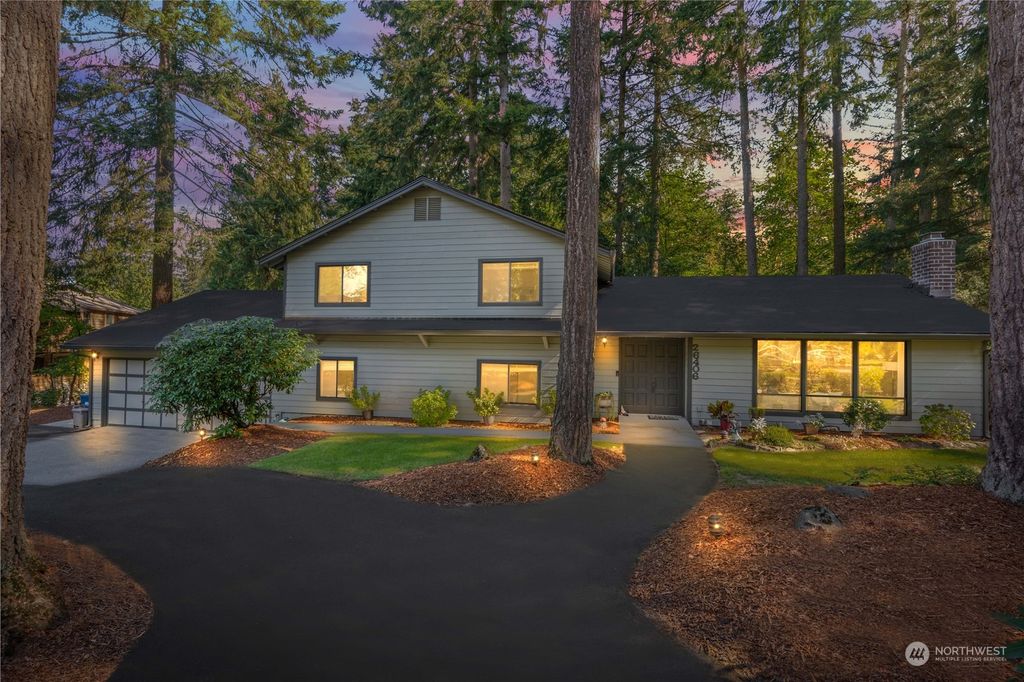 Photo of 26406 99th Place S, Kent, WA 98030 (MLS # 2295400)