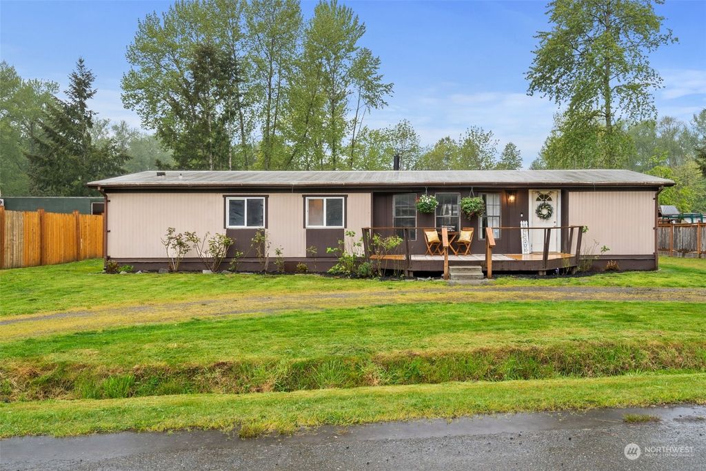 Photo of 15033 156th Place SE, Renton, WA 98058 (MLS # 2229749)