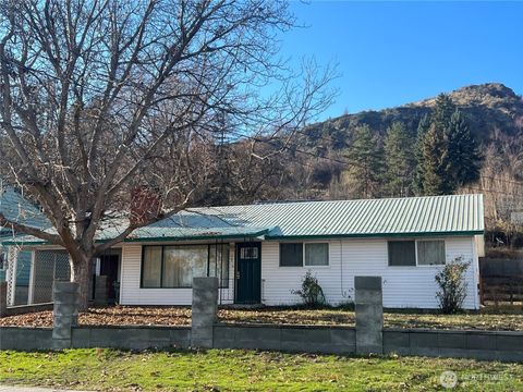 Photo of 120 S Granite Street, Omak, WA 98841 (MLS # 2451902)