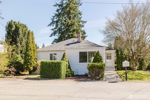 Photo of 1126 Evans Avenue W, Bremerton, WA 98312 (MLS # 2503665)