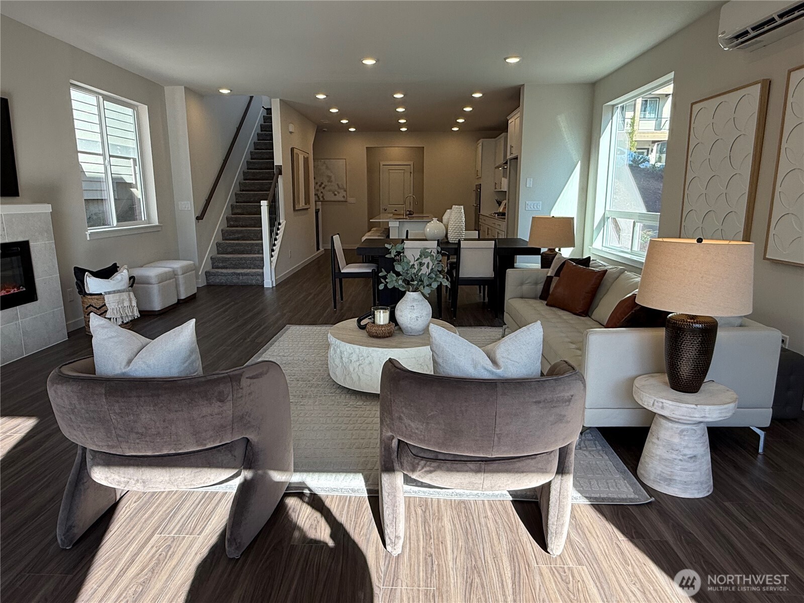 4021 Aberdeen Way NE