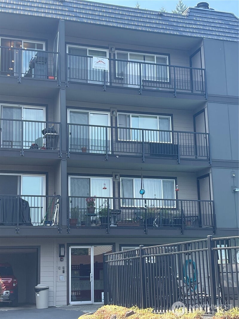 9515 NE 180th Street C303