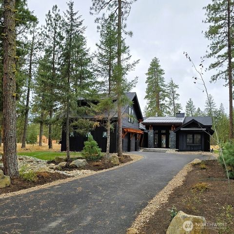 Photo of 581 Wanawish Loop, Cle Elum, WA 98922 (MLS # 2348171)
