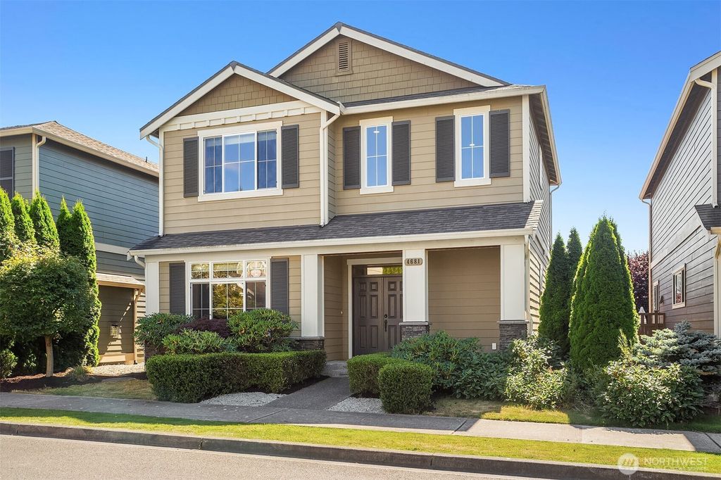 Photo of 4681 Arbors Circle, Mukilteo, WA 98275 (MLS # 2403816)