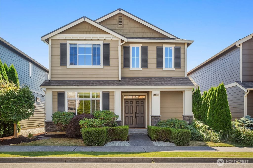 Photo of 4681 Arbors Circle, Mukilteo, WA 98275 (MLS # 2403816)