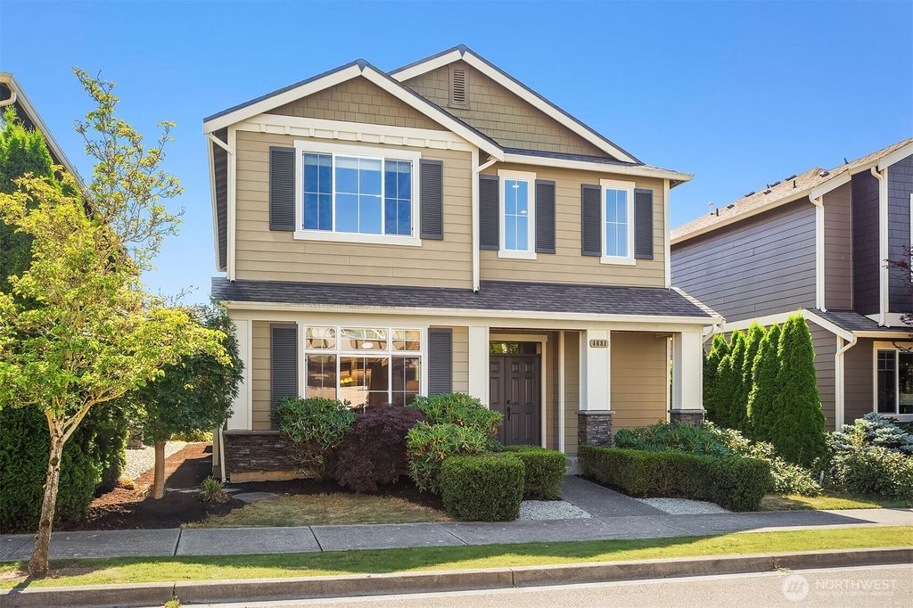 Photo of 4681 Arbors Circle, Mukilteo, WA 98275 (MLS # 2403816)