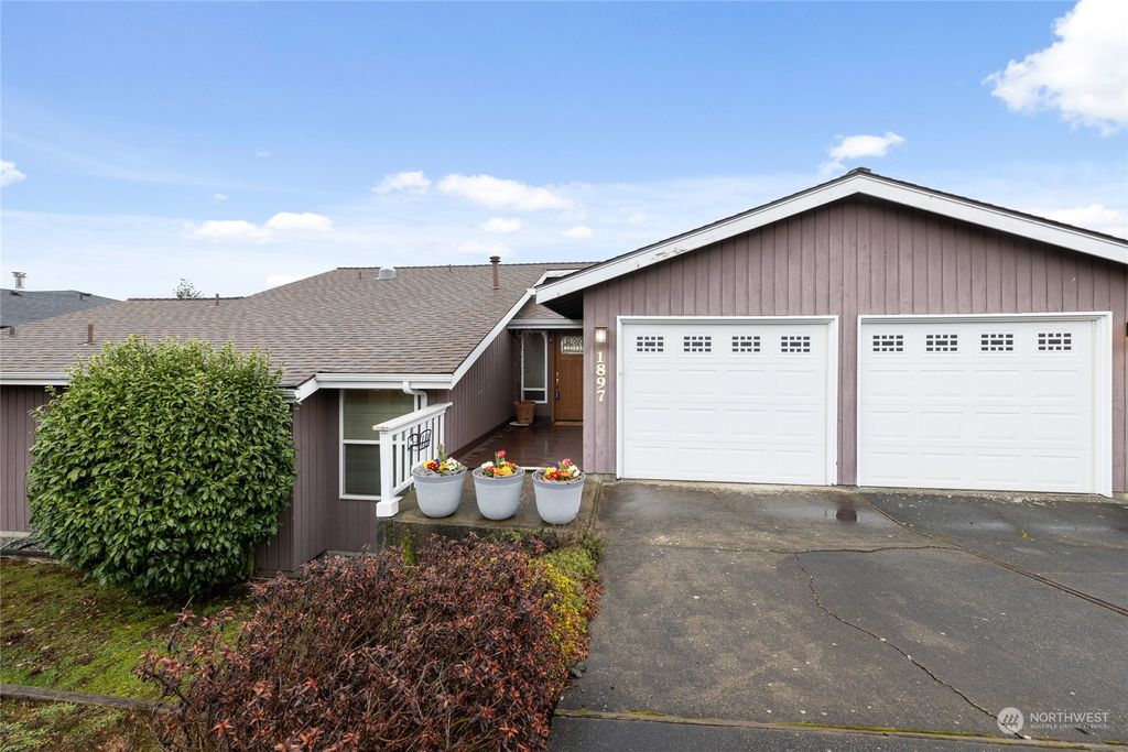 Photo of 1897 Overview Drive NE, Tacoma, WA 98422 (MLS # 2198016)
