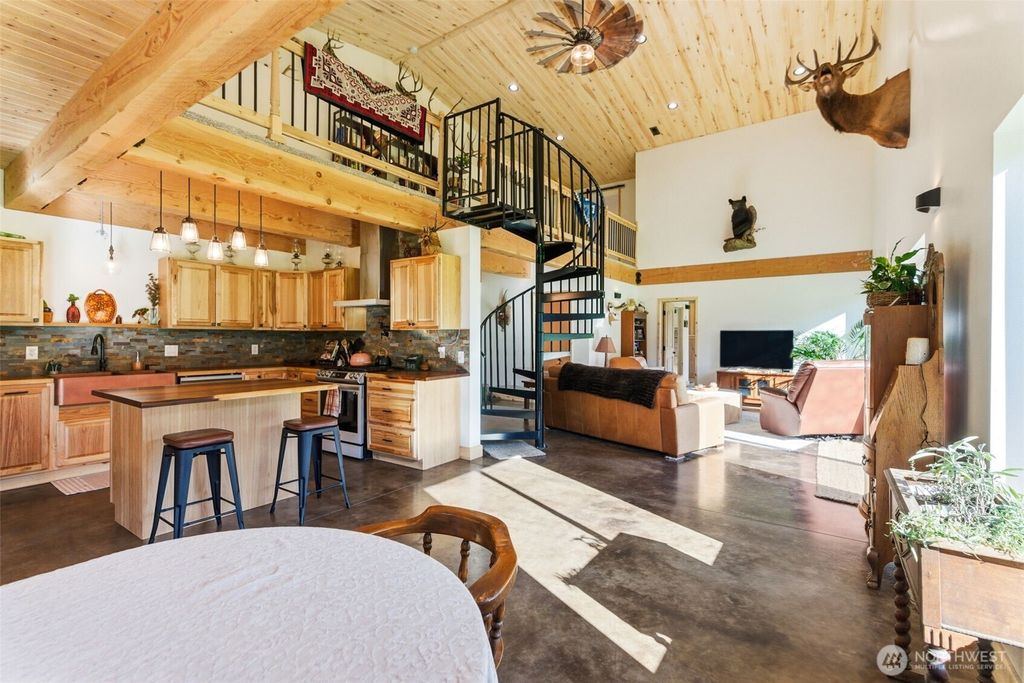 Photo of 314 E Valley Road, Skamokawa, WA 98647 (MLS # 2460247)