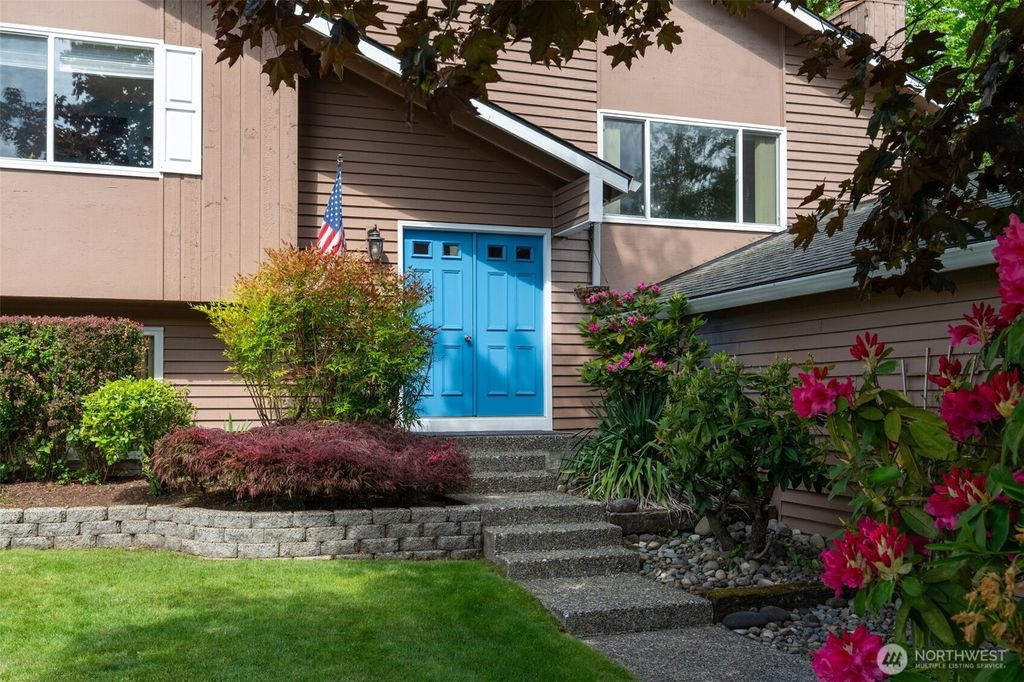Photo of 18505 SE 267th Street, Covington, WA 98042 (MLS # 2379377)
