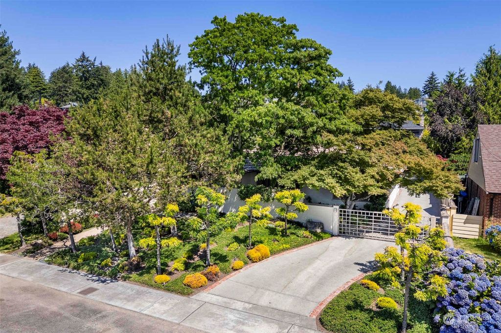 Photo of 12728 11th Avenue NW, Seattle, WA 98177 (MLS # 2265059)