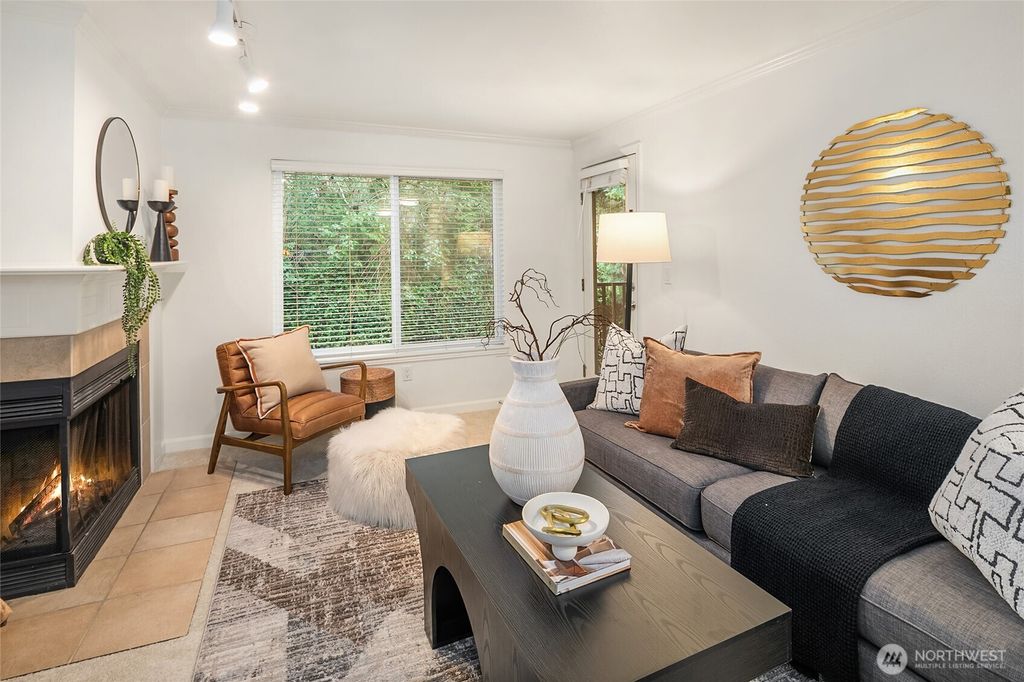 Photo of 11114 NE 125th Lane #G227, Kirkland, WA 98034 (MLS # 2531208)