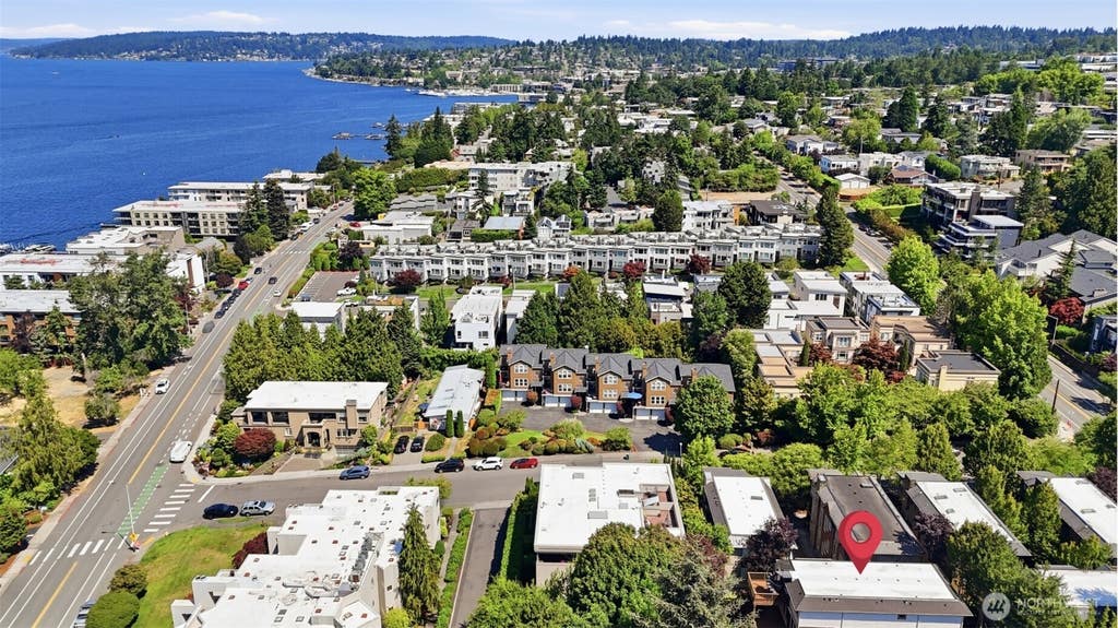 Photo of 10135 NE 62nd St ST #C, Kirkland, WA 98033 (MLS # 2551880)