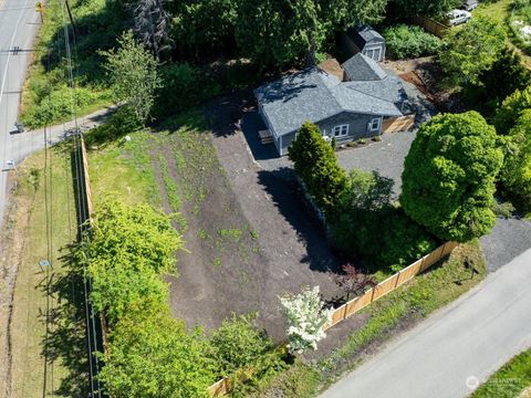 A home in Poulsbo