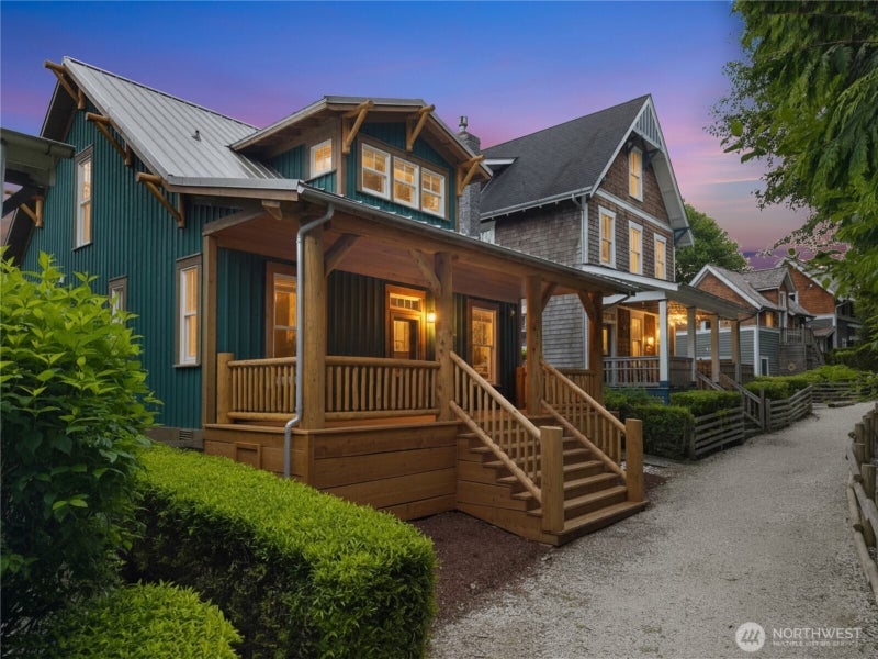 18 Primrose Lane