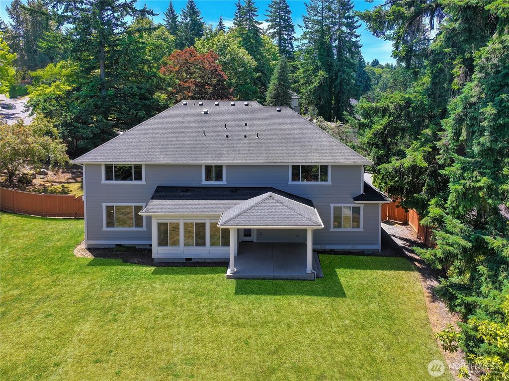 Photo of 14918 SE 46th St St, Bellevue, WA 98006 (MLS # 2427911)