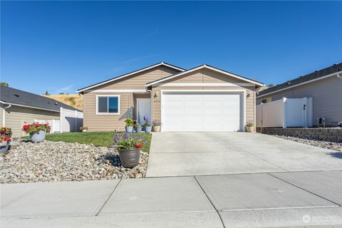 A home in East Wenatchee