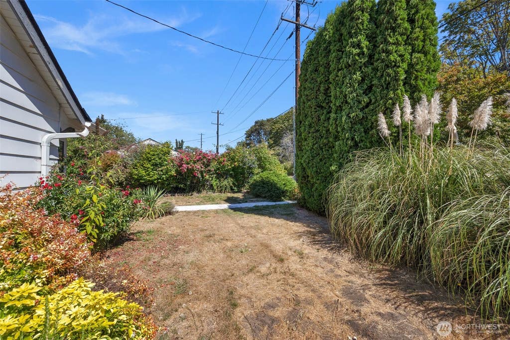 Photo of 4721 21st Avenue SW, Seattle, WA 98106 (MLS # 2571371)