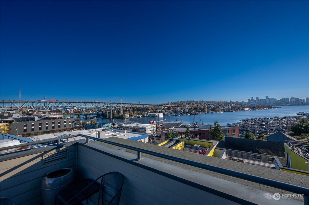 Photo of 3926 1st Avenue NE #25, Seattle, WA 98105 (MLS # 2246642)