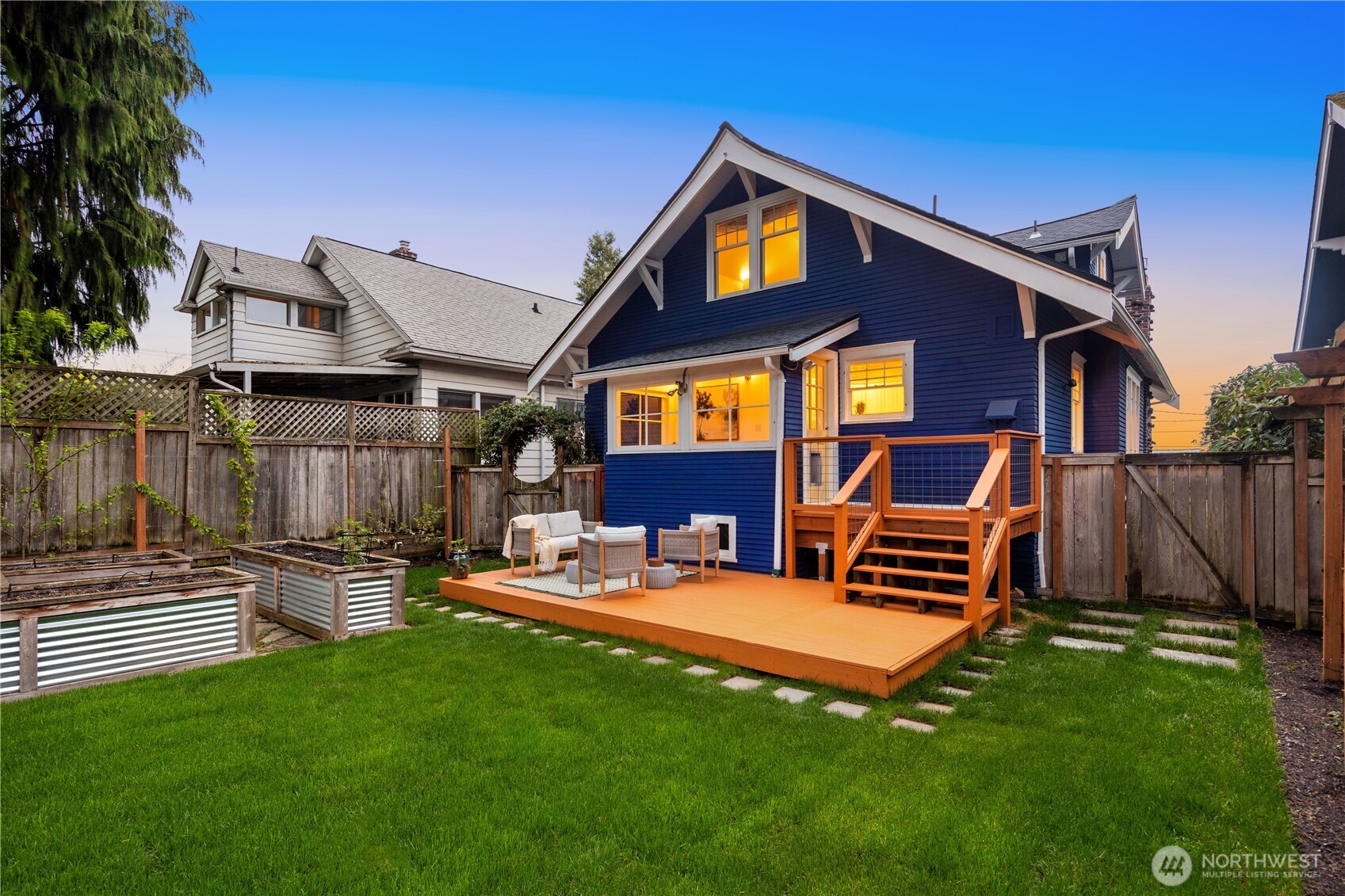 4747 Latona Avenue NE