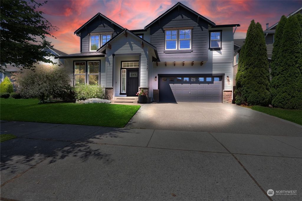 Photo of 22720 SE 286th ST St, Maple Valley, WA 98038 (MLS # 2270105)