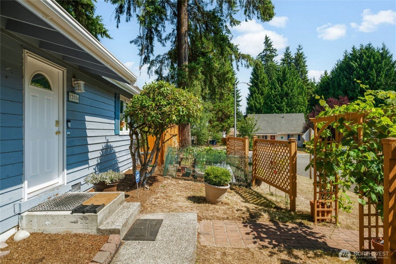 12086 NE 137th Court