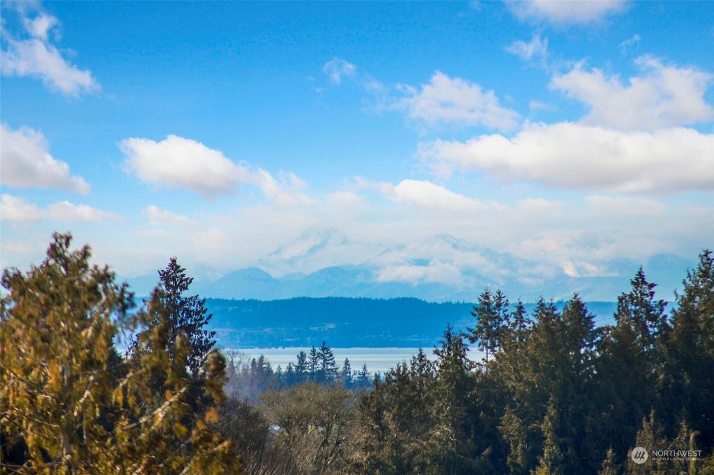 Photo of 7608 74th Drive NE, Marysville, WA 98270 (MLS # 2036197)