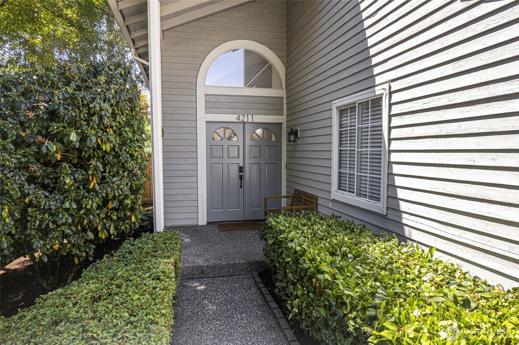 Photo of 4211 243rd Avenue SE, Sammamish, WA 98029 (MLS # 2413476)