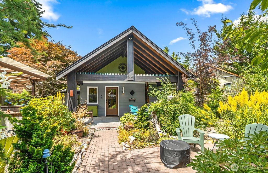 Photo of 5008 50th Avenue SW, Seattle, WA 98136 (MLS # 2413830)