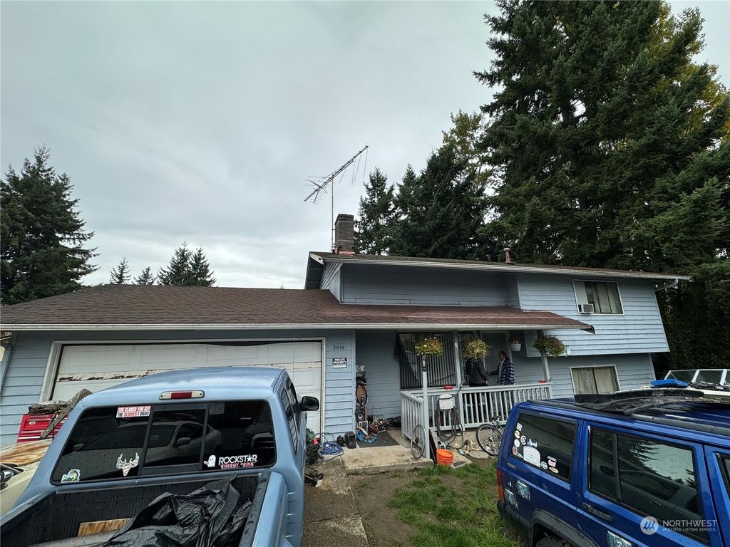 Photo of 2618 SW 334th Place, Federal Way, WA 98023 (MLS # 2227468)