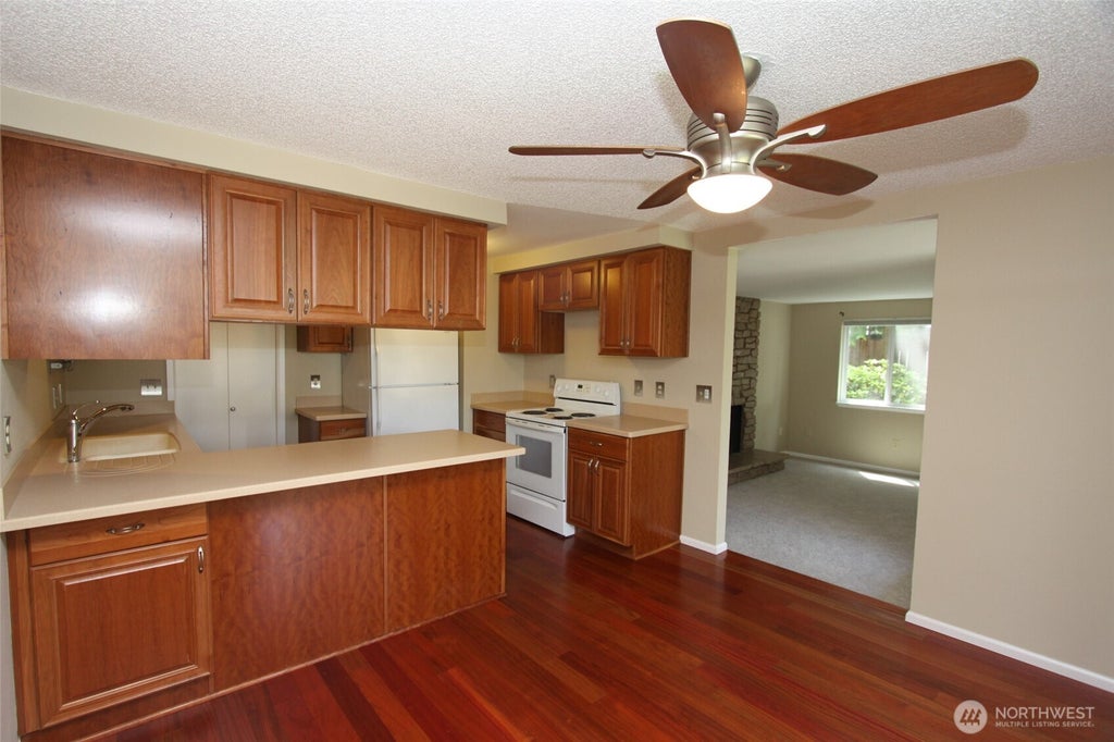 Photo of 12004 Slater Avenue NE #F-3, Kirkland, WA 98034 (MLS # 2587909)