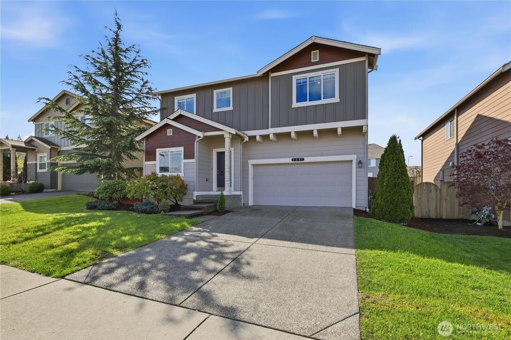 Photo of 1907 SW 341st Place, Federal Way, WA 98023 (MLS # 2504067)