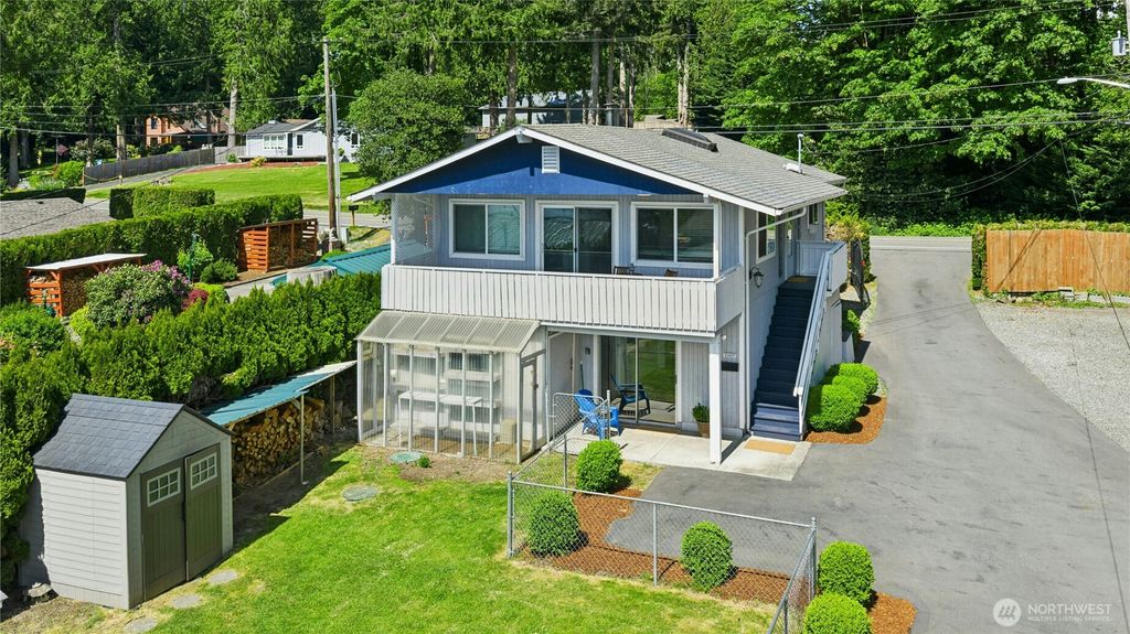 Photo of 31025 E Lake Morton Drive SE, Kent, WA 98042 (MLS # 2522595)